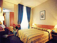 2 photo hotel CONDOTTI HOTEL, Rome, Italy